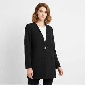 Rena Rowan: Black Suit Jacket - Size: 10